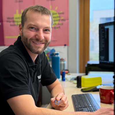 wolf-service-mitarbeiter-helpdesk